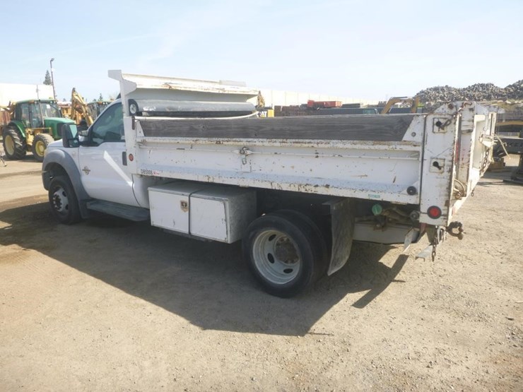 2011-ford-f550-image-4