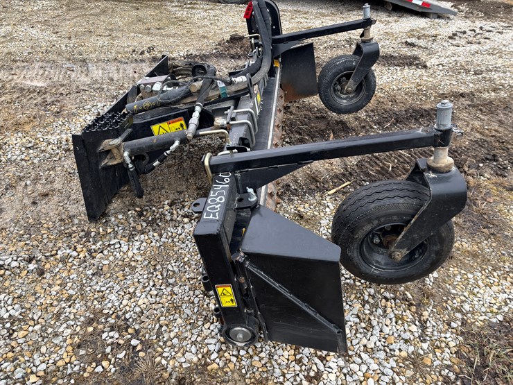 #2325-•-caterpillar-84"-harley-rake-image-2