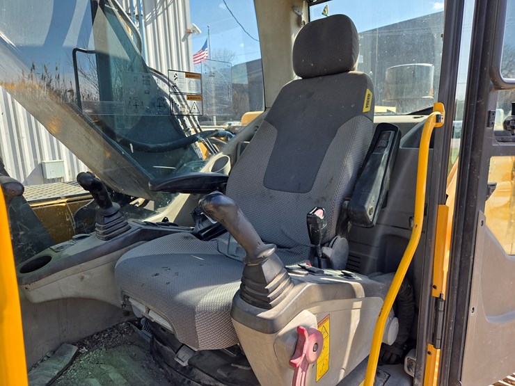 volvo-ec210cl-image-62