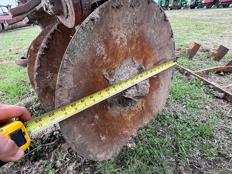 #41848-•-levee-plow-image-11