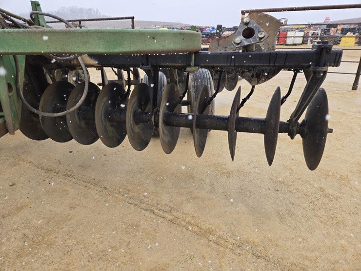 john-deere-215-image-6