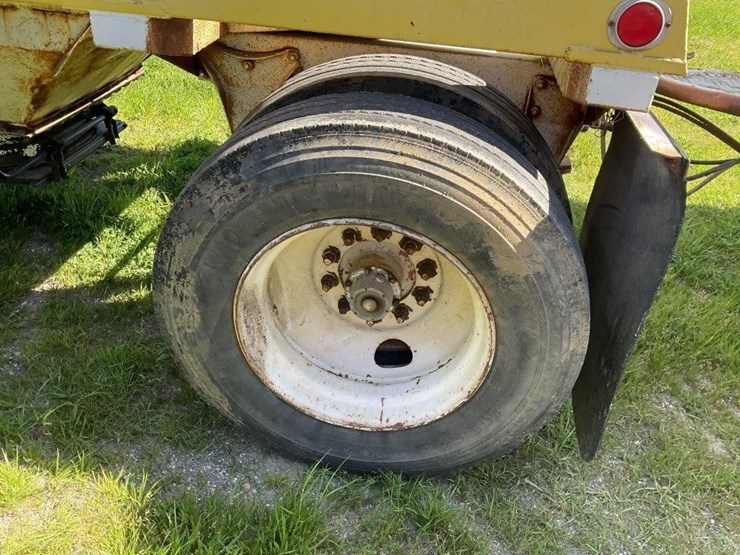 1955-trailmobile-hopper-image-6