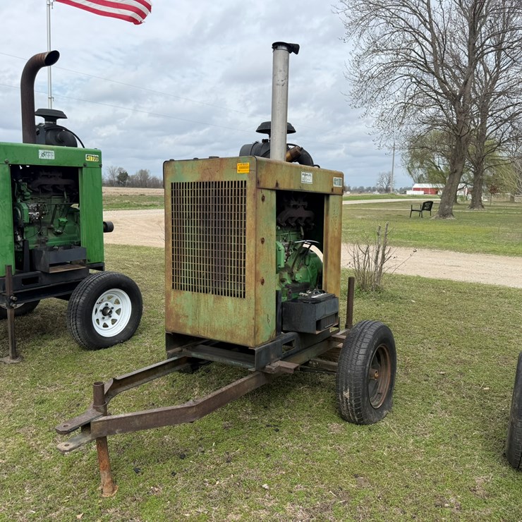 #41833 • John Deere 4T100 4 cyl Power Unit w/ Trailer