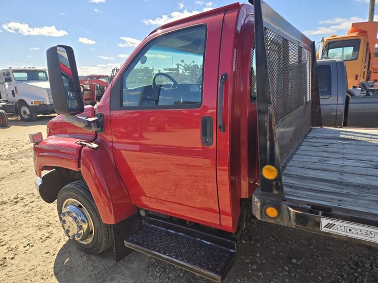 2003-gmc-topkick-image-13