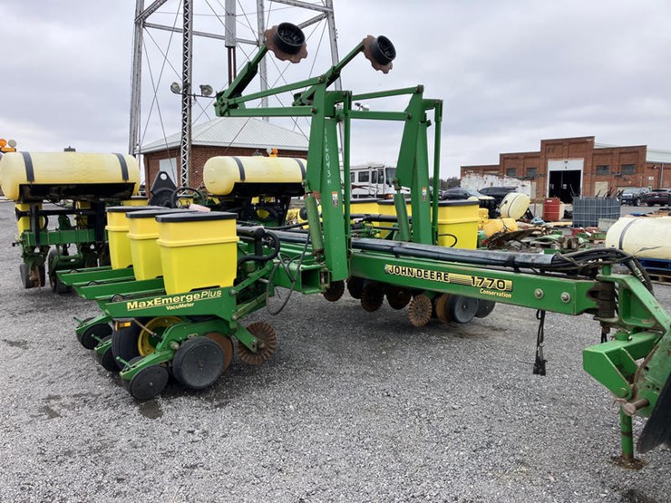 john-deere-1770-image-1