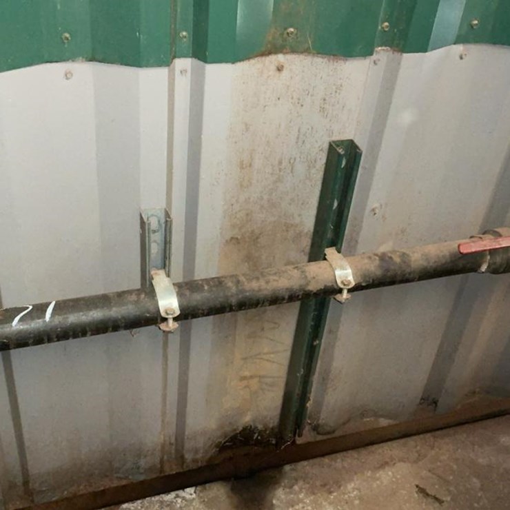 #271 • Black steel Air Lines