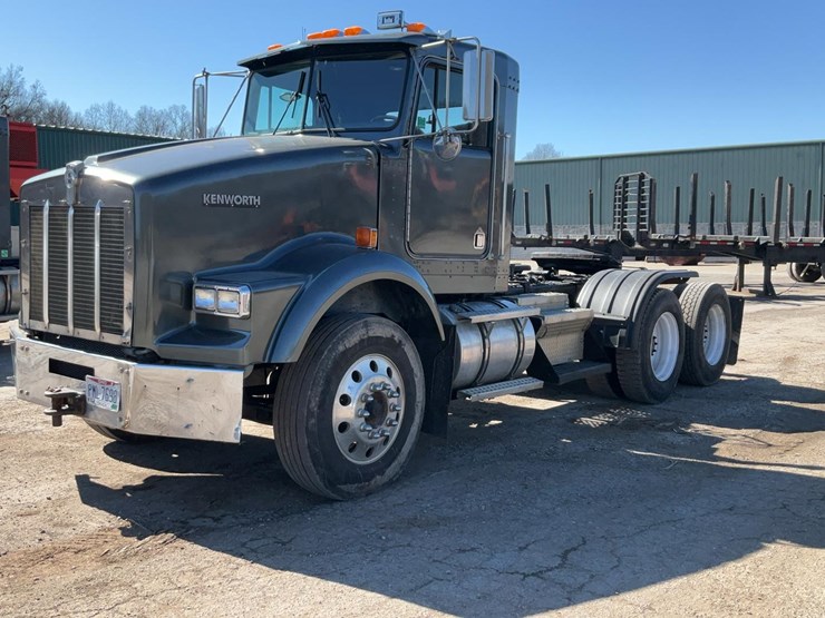 1999-kenworth-t800b-image-1