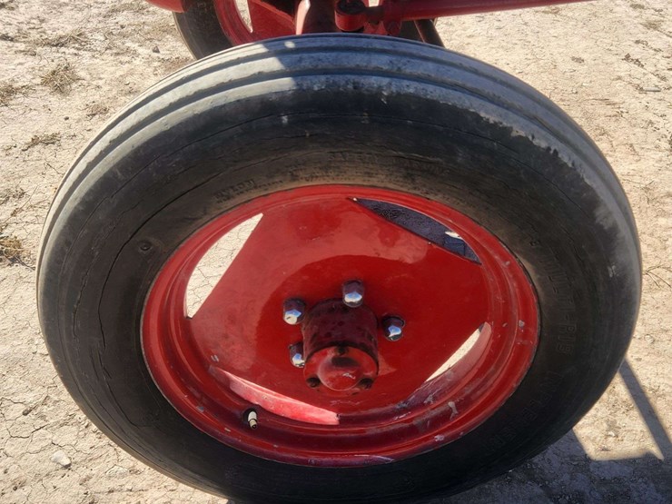 1946-leader-model-b-image-5