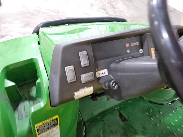 john-deere-turf-gator-image-20