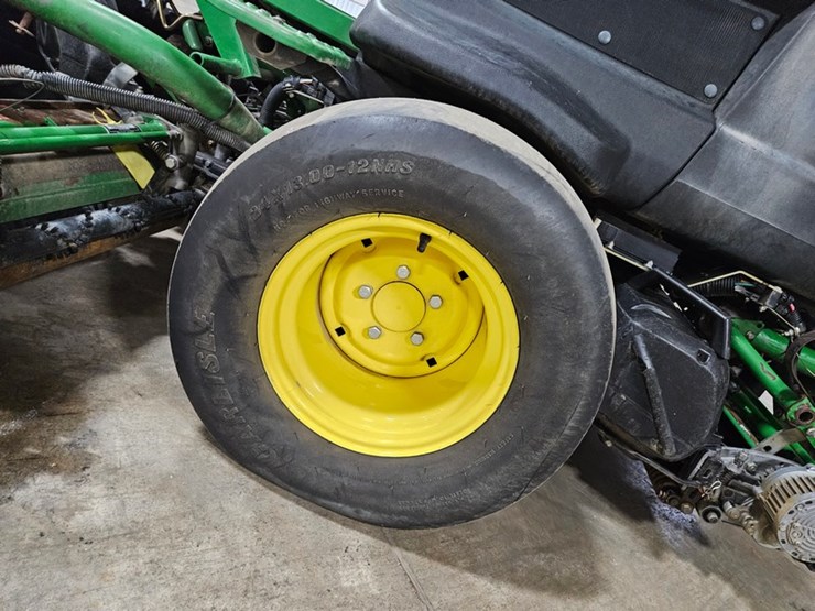 john-deere-8000-image-25