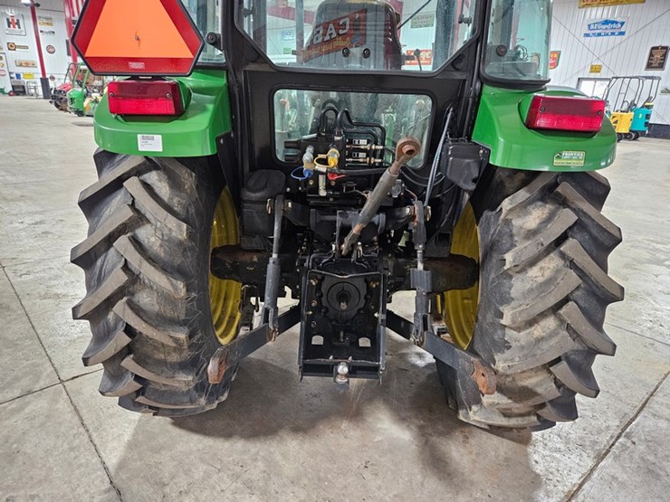 john-deere-5520-image-19