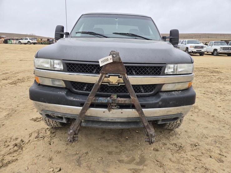 2001-chevrolet-k2500-image-2