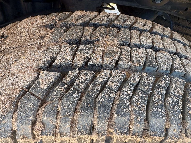 2019-gmc-2500-image-11