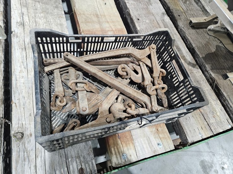 #624-•-(3)-trailer-jacks-image-8