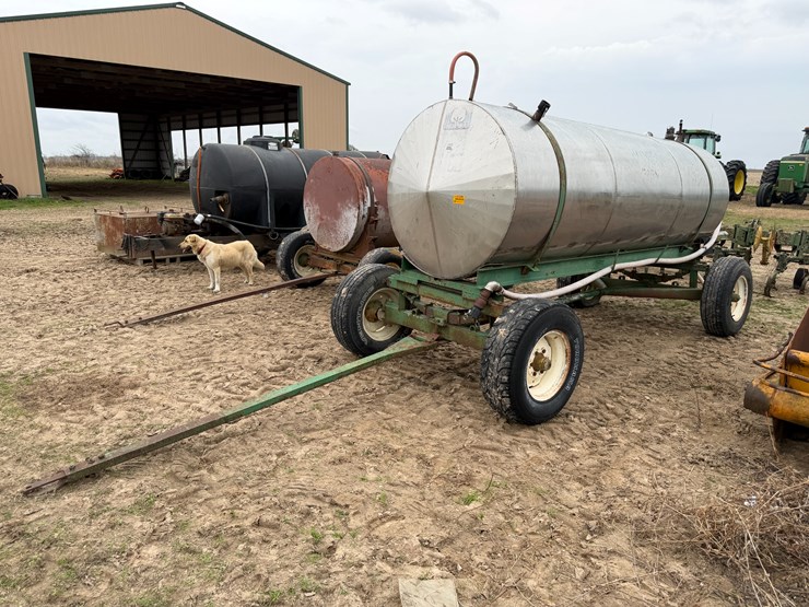 #41259-•-~1000-gallon-fuel-wagon-image-1