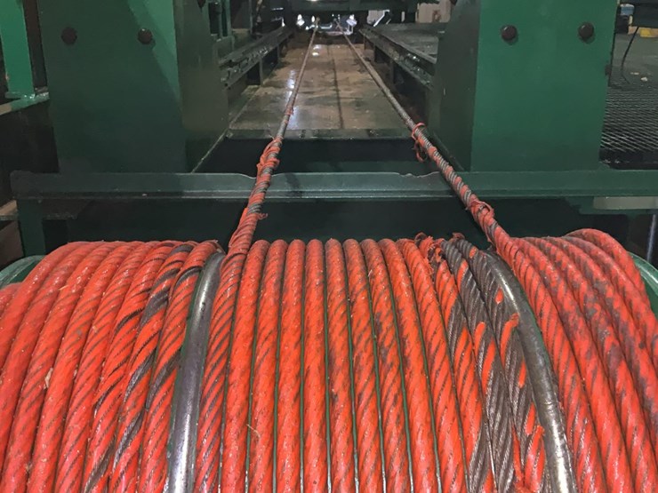 #201-•-2002-salem-dc-carriage-drive-image-2