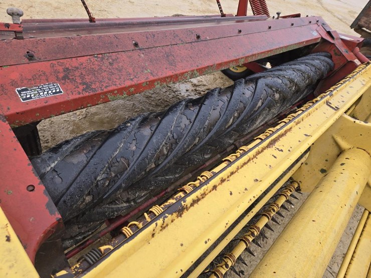 new-holland-488-image-13