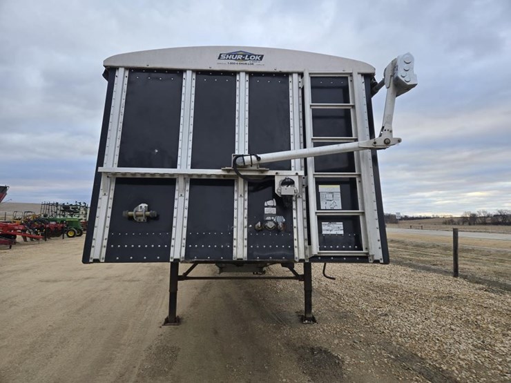 2004-merritt-grain-hopper-image-2