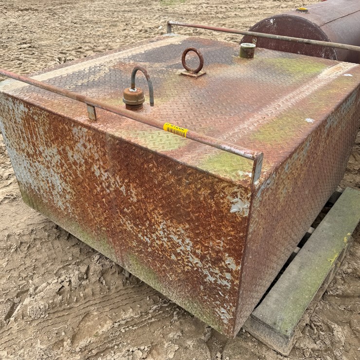 #41262 • ~240 gallon Fuel Tank