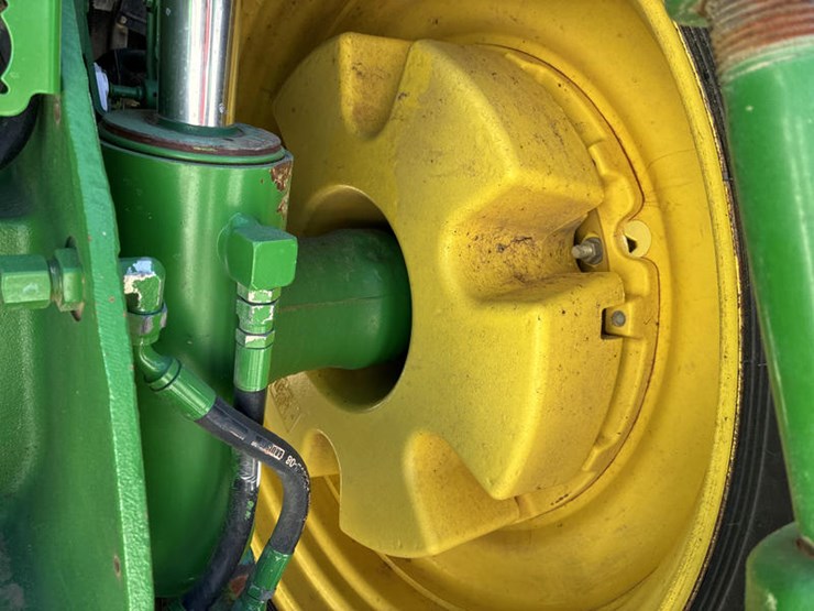 2013-john-deere-8360r-image-51