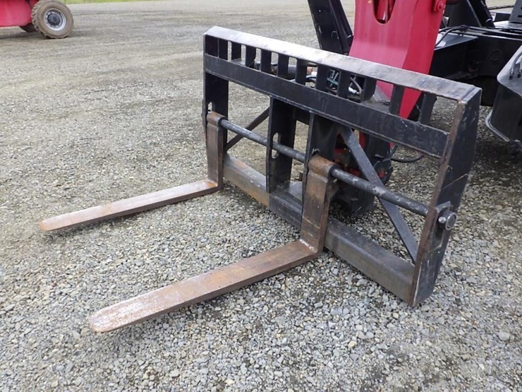 gradall-telescopic-reach-lift-image-12