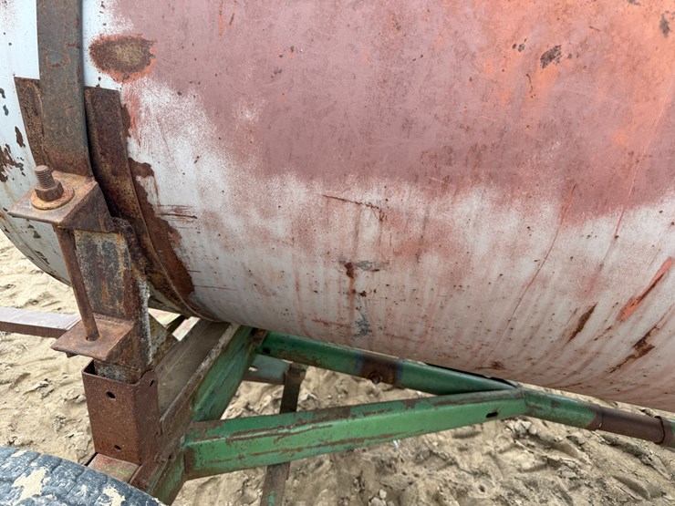 #41260-•-~600-gallon-fuel-wagon-image-23