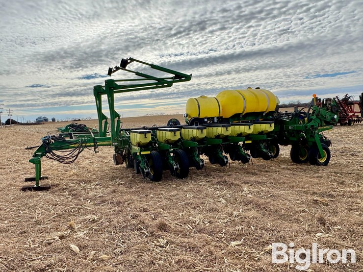 john-deere-1770nt-image-8