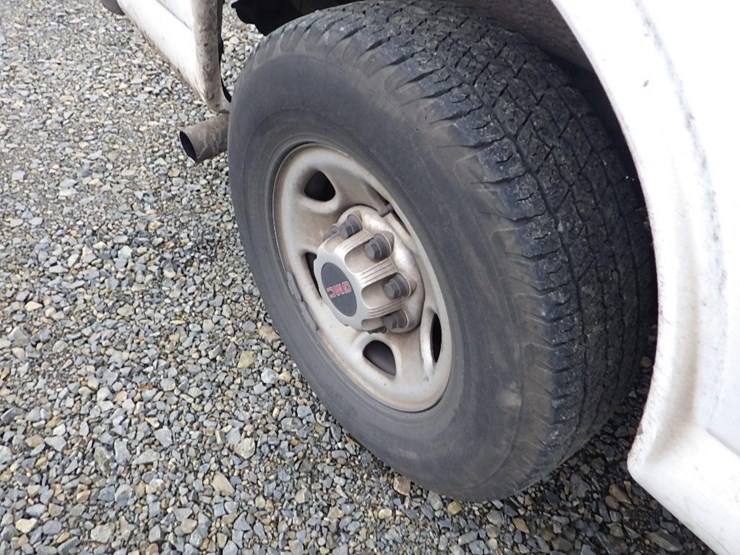 2014-gmc-savana-11'-s/a-cargo-van-image-19