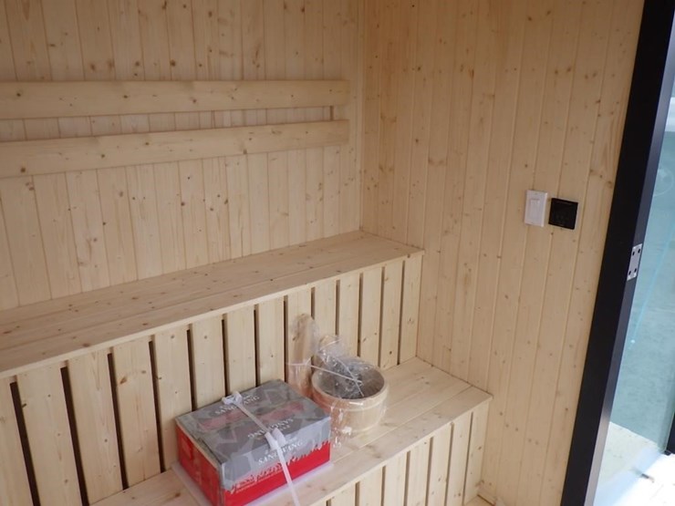 sauna-room-7'x10'-image-15