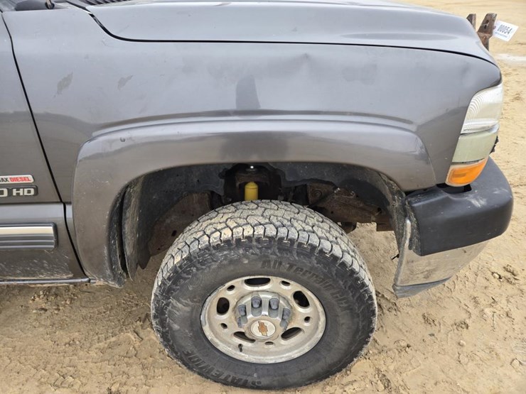 2001-chevrolet-k2500-image-4