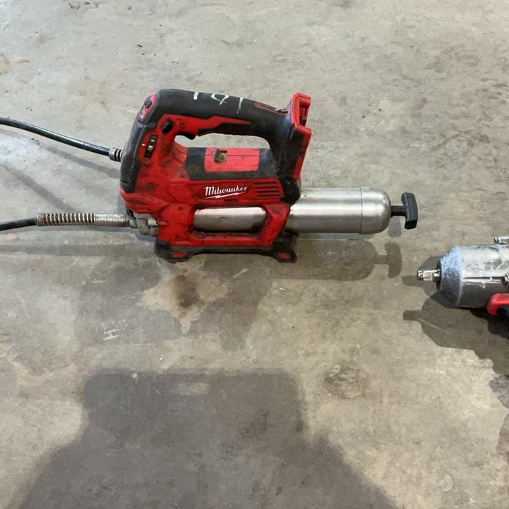 #101 • Milwaukee Cordless Grease Gun and 1/2 inch Impact