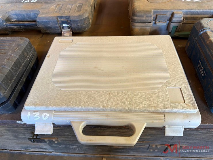 pittsburgh-45-piece-sae-tap-&-die-set-w/-case-image-2