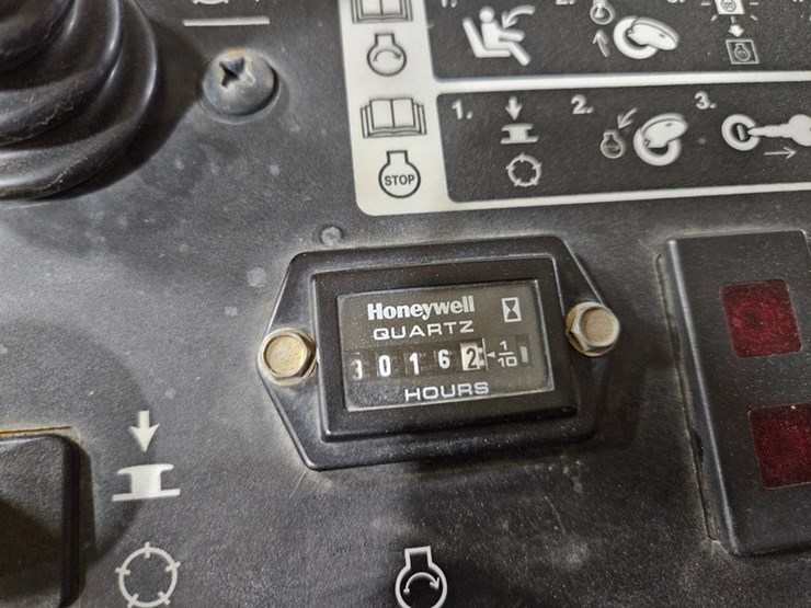 #695-•-toro-reelmaster-3550-d-fairway-mower-image-20