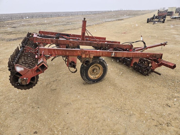 international-415-image-11