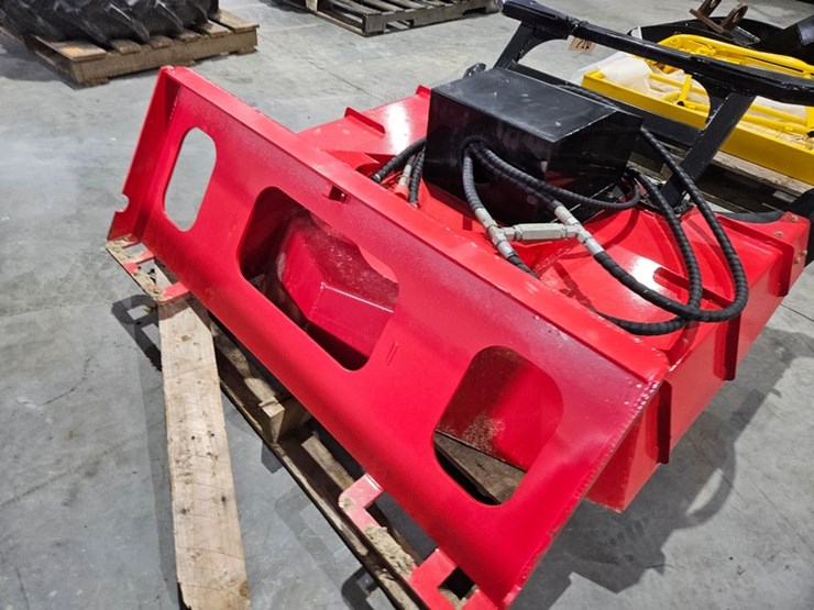 #711-•-giyi-dm43-skid-steer-disc-mulcher-image-14