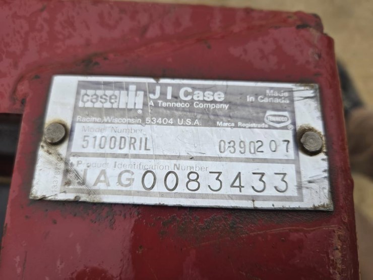 case-ih-5100-image-2
