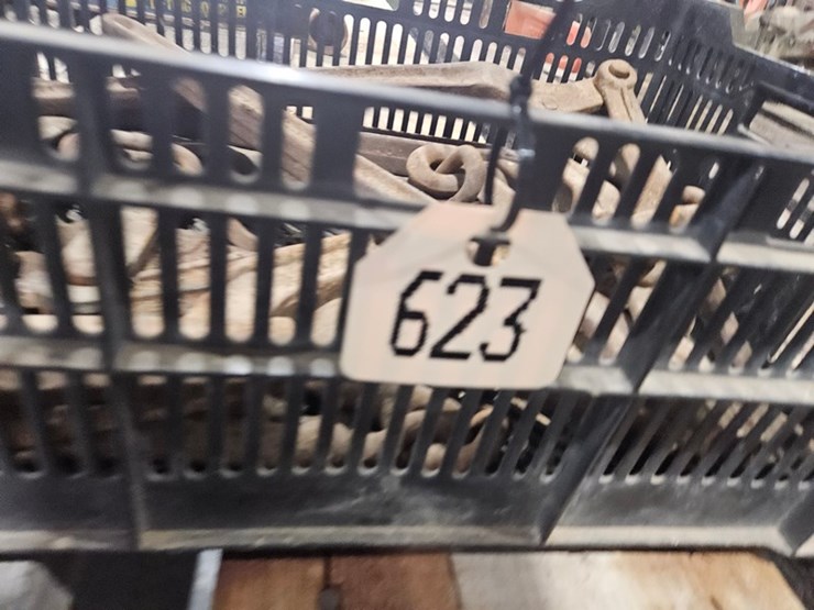 #624-•-(3)-trailer-jacks-image-7