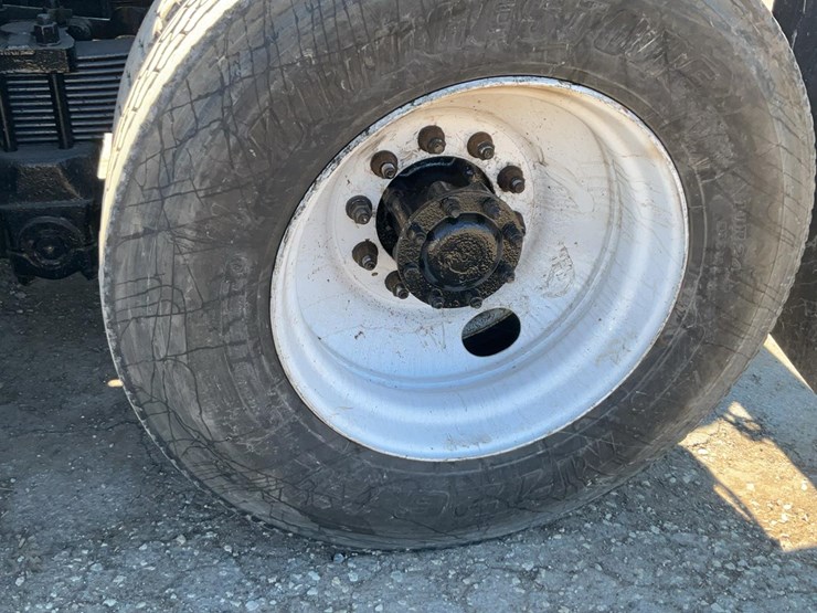 1999-kenworth-t800b-image-47