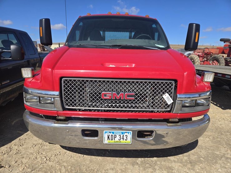 2003-gmc-topkick-image-2