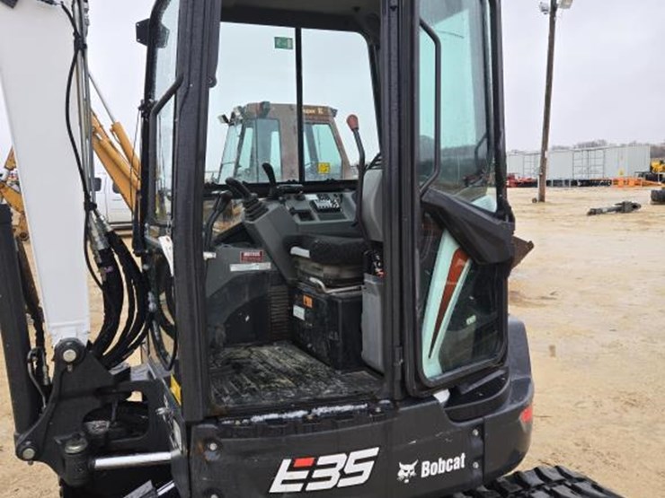 bobcat-e35i-image-17