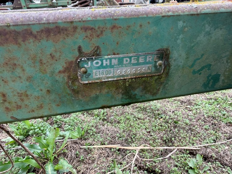 john-deere-1600-image-16