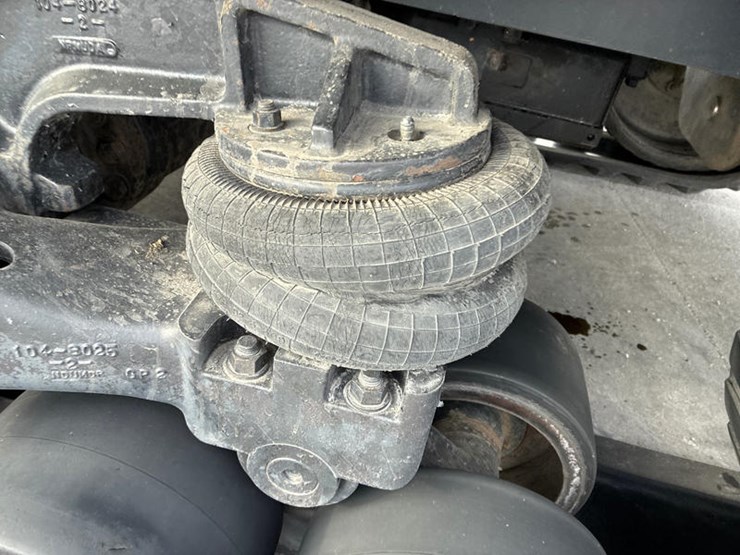 challenger-75c-image-39