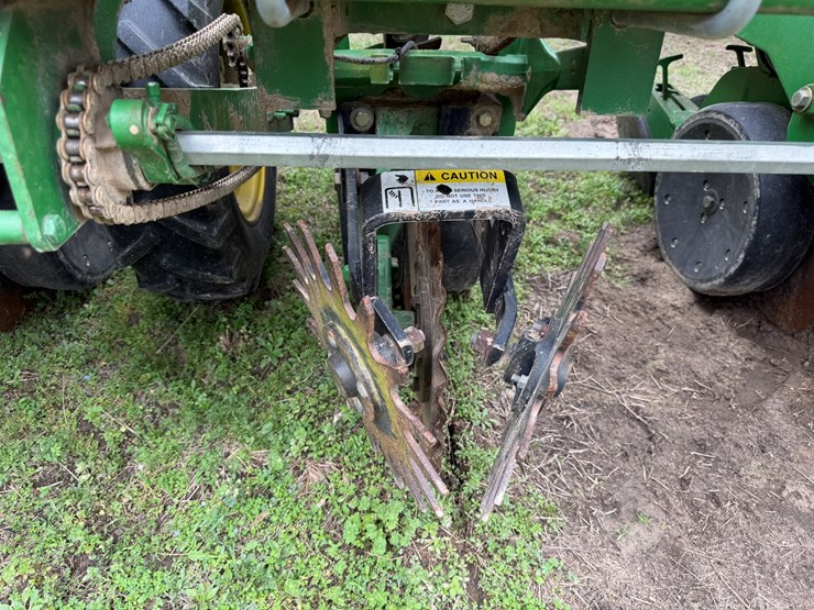 john-deere-1700-image-9