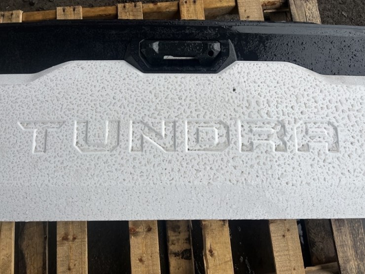 toyota-tundra-image-5