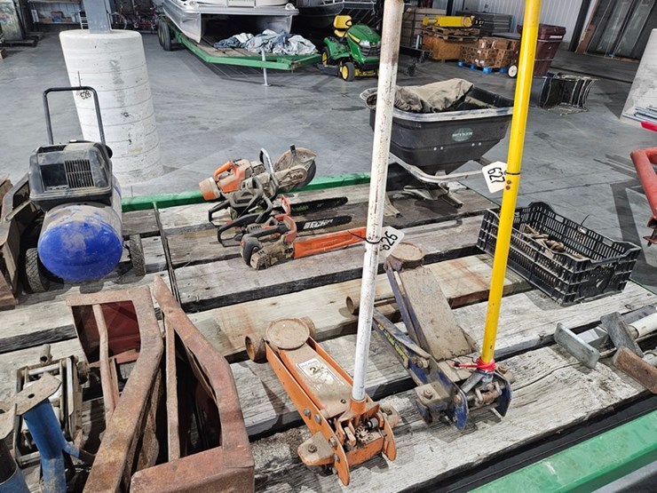 #626-•-allied-hydraulic-2-1/4-ton-floor-jack-image-1