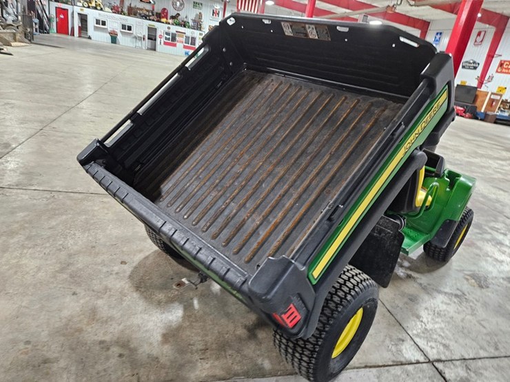 john-deere-turf-gator-image-16