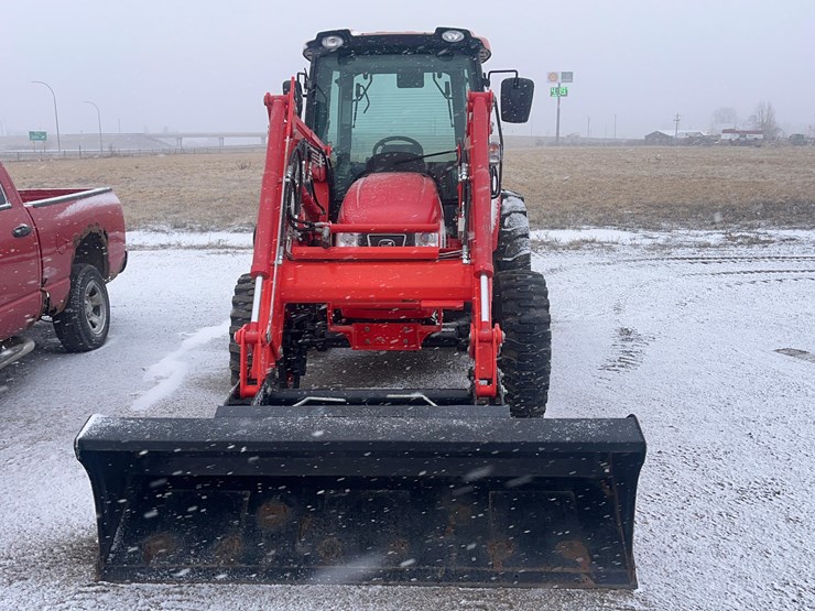 kioti-rx8320-power-shuttle-tractor-with-loader-image-2