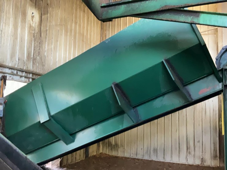 #156-•-log-discharge-chute-image-8