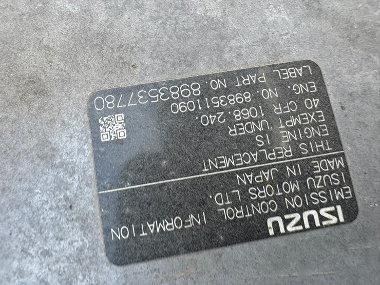 2018-isuzu-nrr-image-56