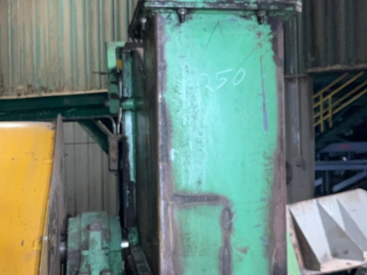 #250-•-precision-58”-chipper-image-13